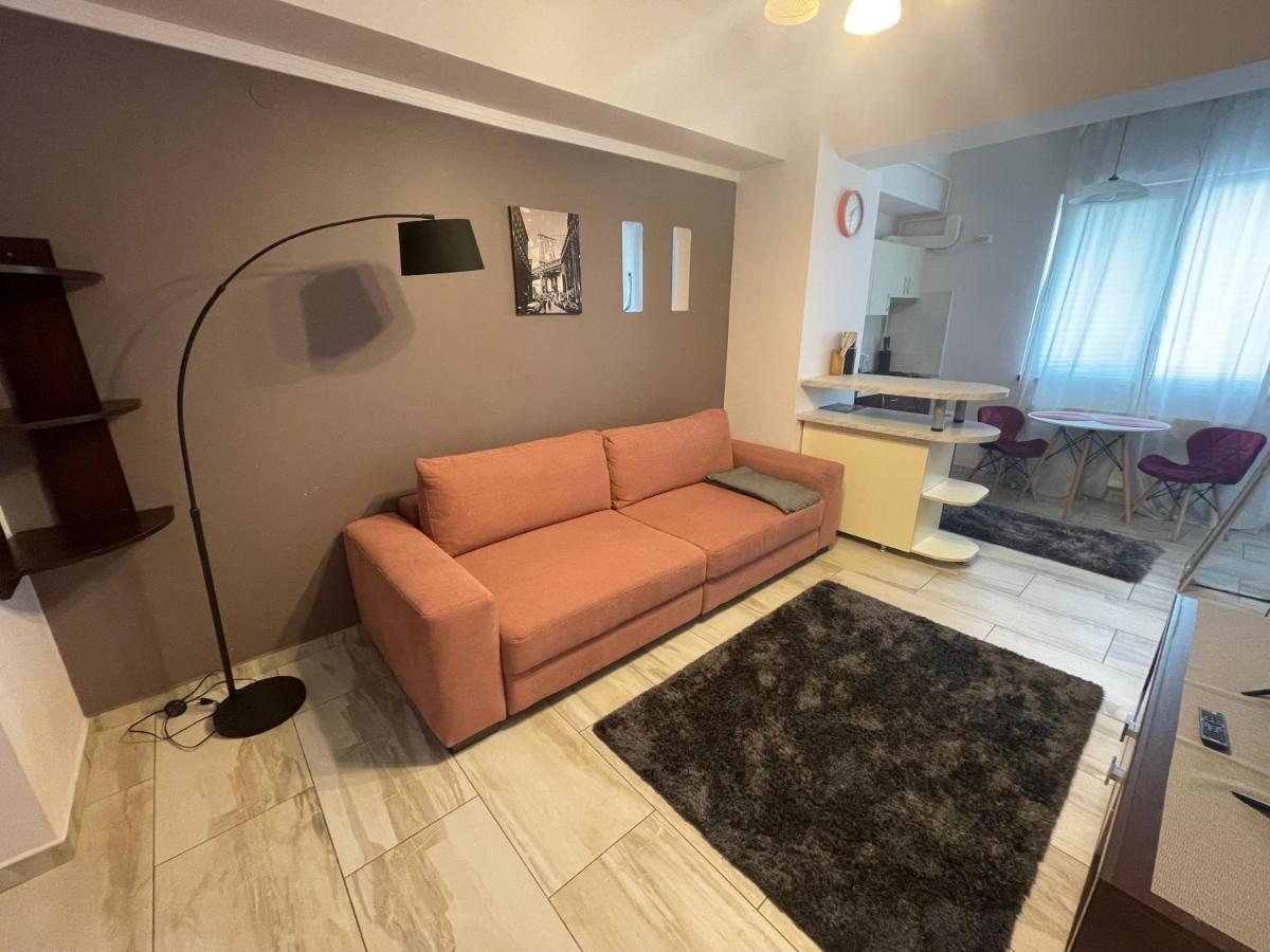 Le Lupin / Center Appartement Iasi Buitenkant foto